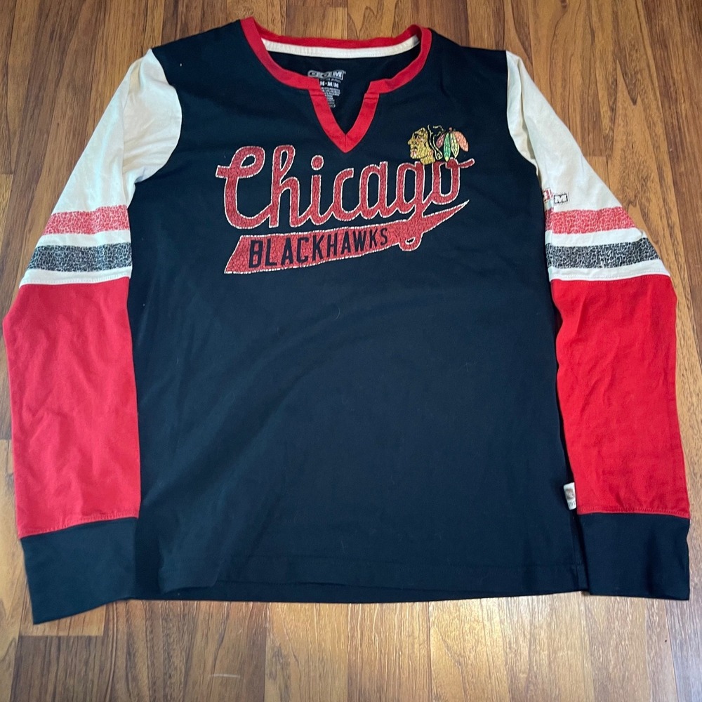 CCM Chicago Blackhawks Shirt Womens Medium Long Sleeve V-Neck Hockey Black Red